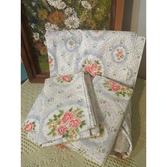 Vintage Lady Pepperell Full Sheet Cotton Polyester Floral Roses Blue Dot - Picture 7 of 7